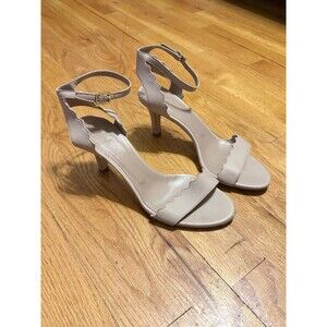 Chloe Scalloped Nude 3-inch ankle strap Heels Size 38